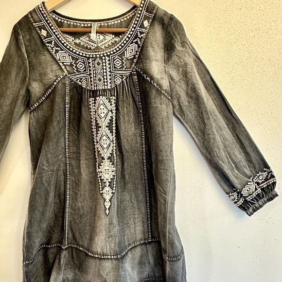 Monoreno Womens Medium Black Chambray Denim‎ Embroidered Lagenlook Dress - Picture 2 of 16